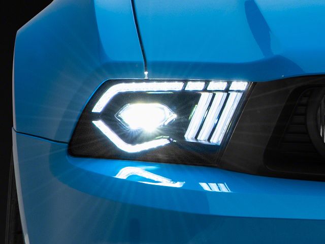 2010-2012 Ford Mustang Headlight (Raxiom)
