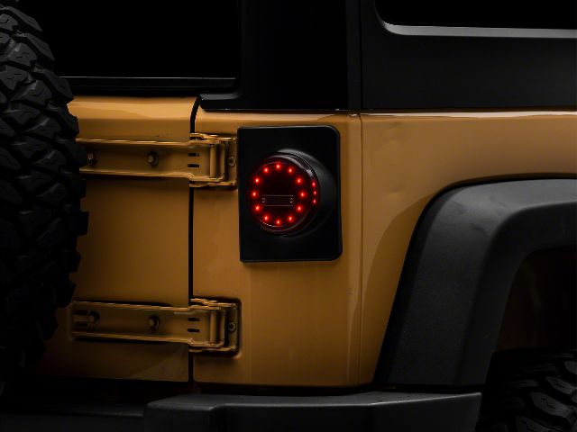 2007-2017 Jeep Wrangler Tail Light (Raxiom)