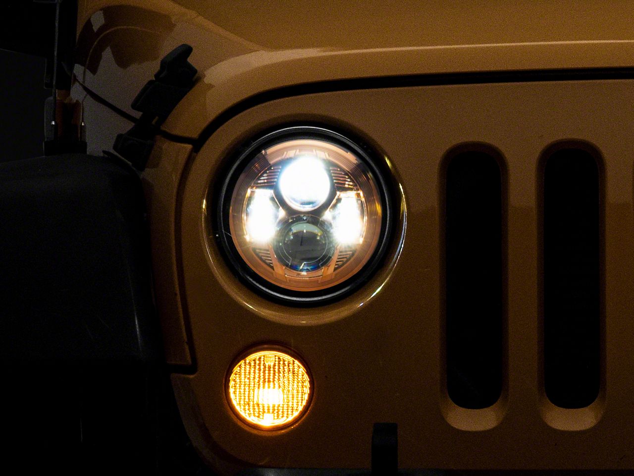 2017, 2016, 2015, 2014, 2013, 2012, 2011, 2010, 2009, 2008, 2007 Jeep Wrangler Headlight