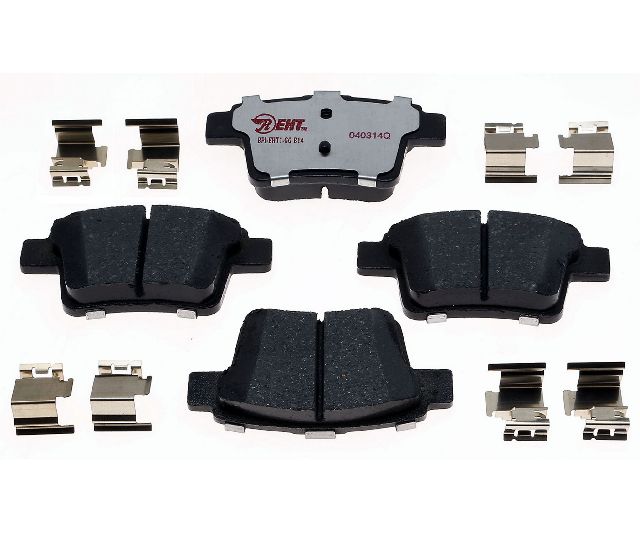 2005-2007 Ford Freestyle Disc Brake Pad Set - Rear (Raybestos)