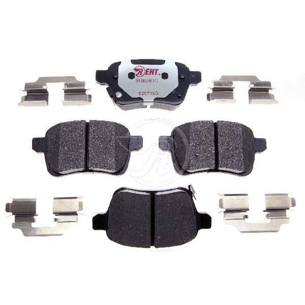 2014-2020 Fiat 500L Disc Brake Pad Set - Rear (Raybestos)