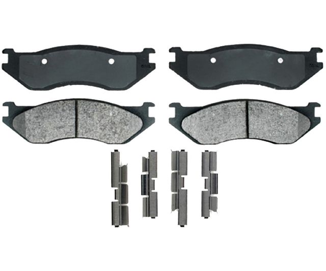 2003-2006 Dodge Durango Disc Brake Pad Set - Front (Raybestos)