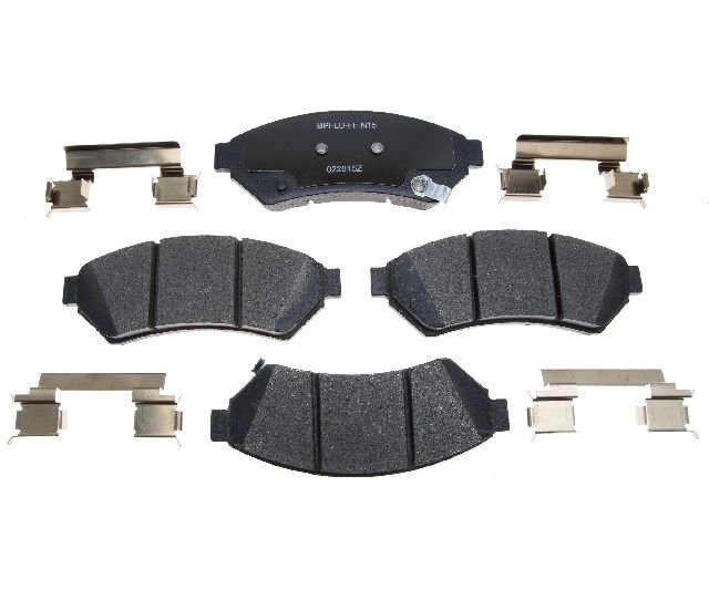 2005-2007 Saturn Relay Disc Brake Pad Set - Front (Raybestos)