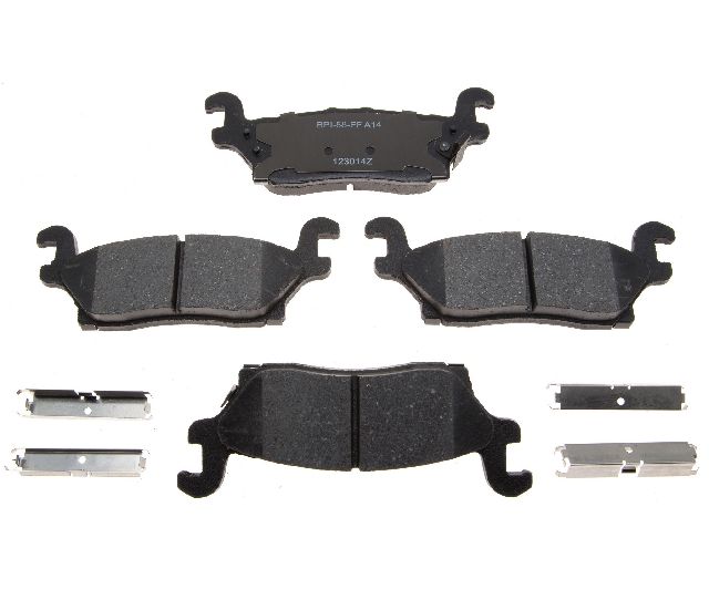 2009-2010 Hummer H3T Disc Brake Pad Set - Rear (Raybestos)