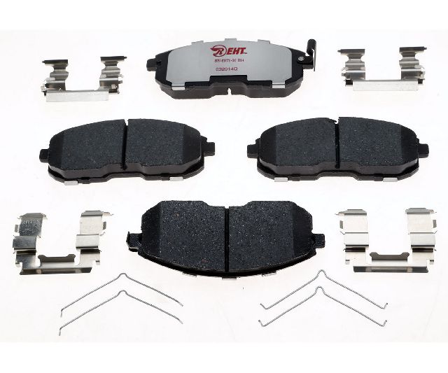 2000-2006 Nissan Sentra Disc Brake Pad Set - Front (Raybestos)