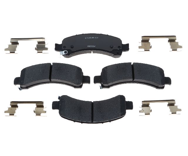 2003-2020 Chevrolet Express 3500 Disc Brake Pad Set - Rear (Raybestos)