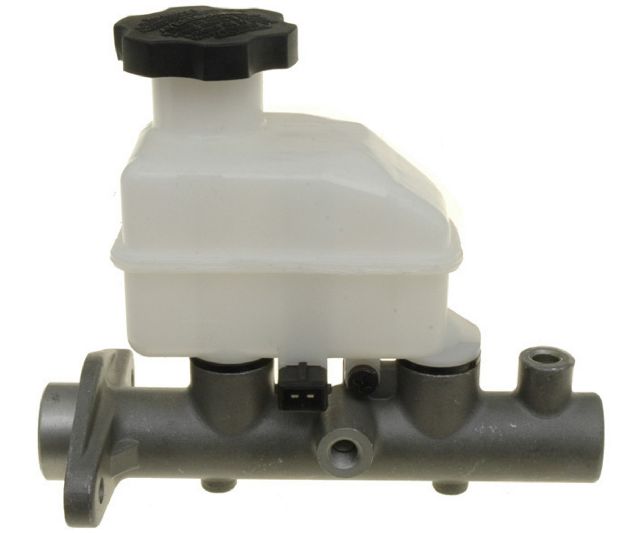 2001-2006 Hyundai Elantra Brake Master Cylinder (Raybestos)