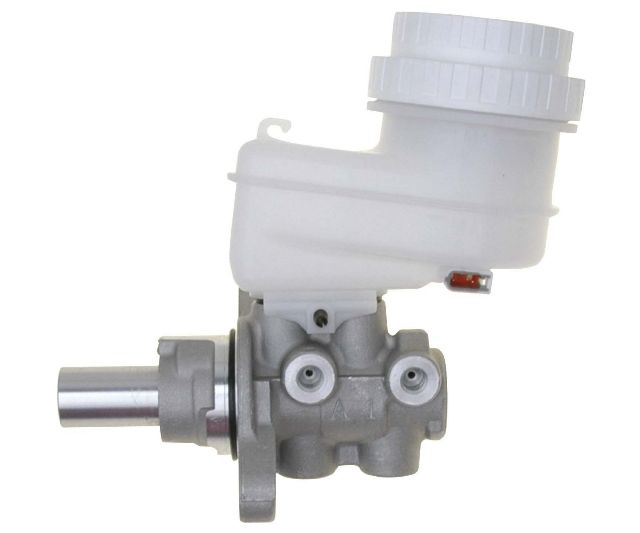 2006-2008 Mitsubishi Galant Brake Master Cylinder (Raybestos)