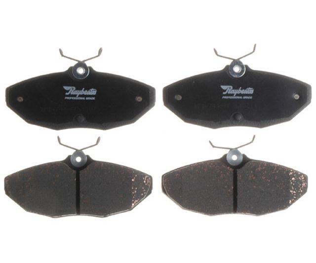 2003 Lincoln LS Disc Brake Pad Set - Rear (Raybestos)