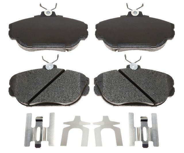 1993-1994 Lincoln Continental Disc Brake Pad Set - Front (Raybestos)