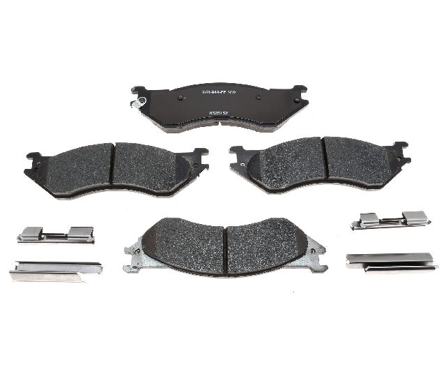 1998-2002 Lincoln Navigator Disc Brake Pad Set - Front (Raybestos)