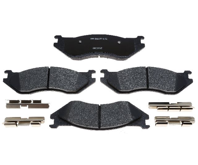2003-2006 Dodge Durango Disc Brake Pad Set - Front (Raybestos)