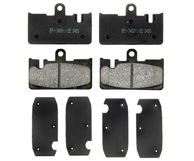 2001-2006 Lexus LS430 Disc Brake Pad Set - Rear (Raybestos)