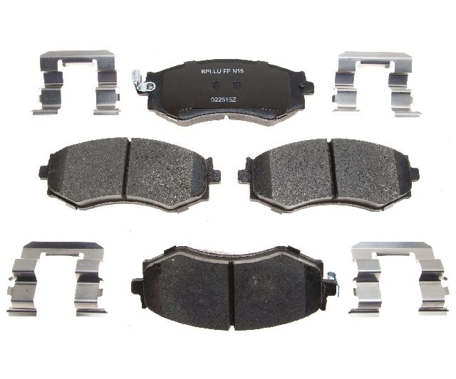 2000-2006 Nissan Sentra Disc Brake Pad Set - Front (Raybestos)