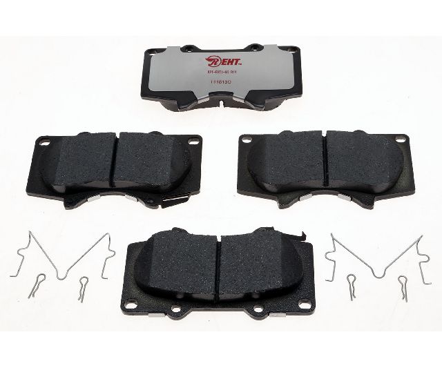 2001-2007 Toyota Sequoia Disc Brake Pad Set - Front (Raybestos)