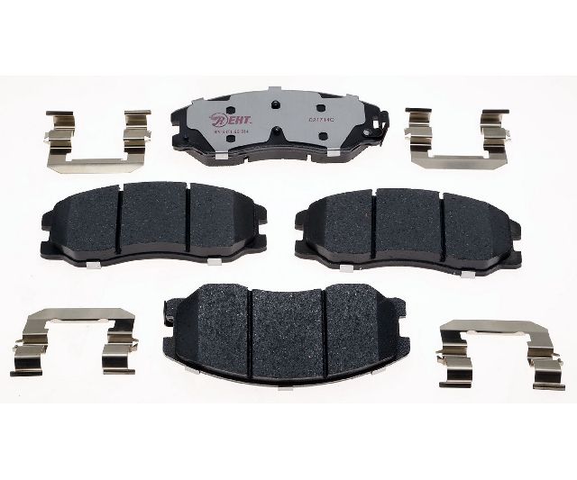 2007-2009 Chevrolet Equinox Disc Brake Pad Set - Front (Raybestos)
