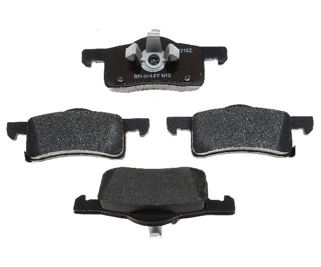 2003-2006 Lincoln Navigator Disc Brake Pad Set - Rear (Raybestos)