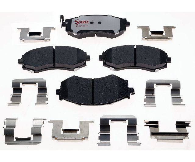2000-2006 Nissan Sentra Disc Brake Pad Set - Front (Raybestos)