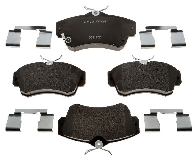2003-2005 Dodge Neon Disc Brake Pad Set - Front (Raybestos)