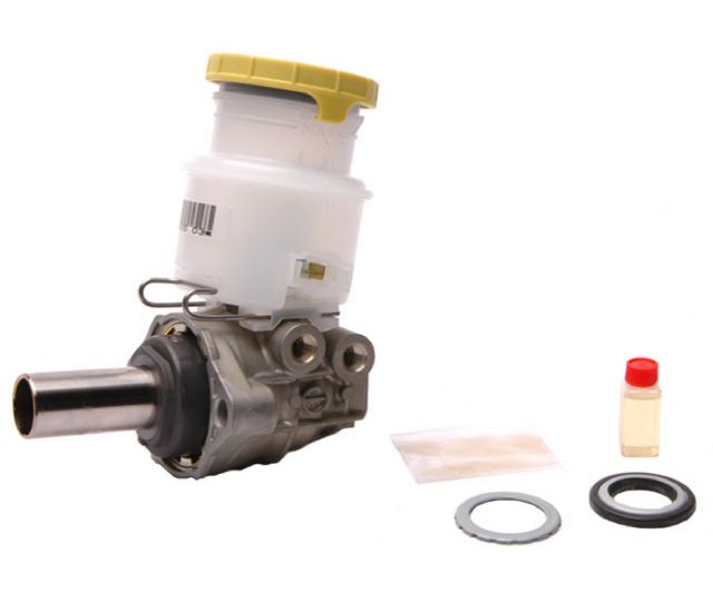 2002-2003 Isuzu Axiom Brake Master Cylinder (Raybestos)