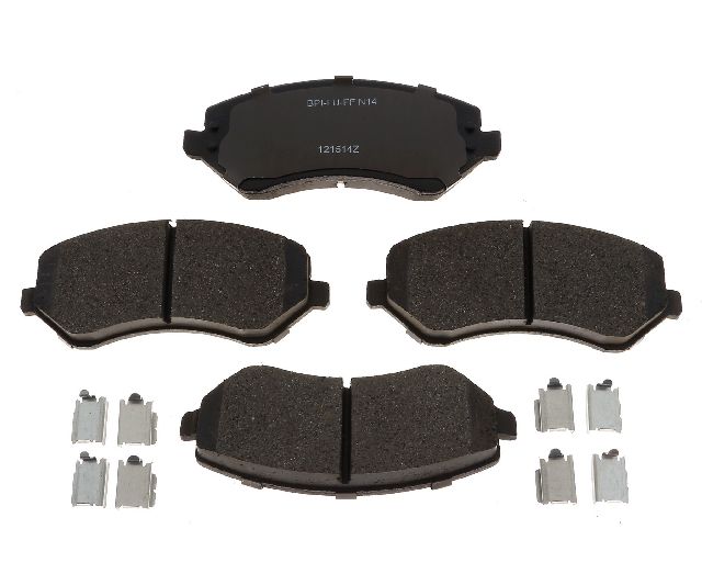 2002-2007 Jeep Liberty Disc Brake Pad Set - Front (Raybestos)