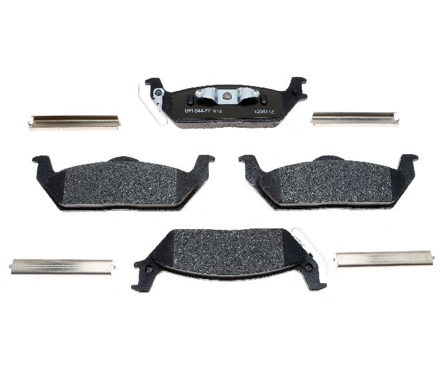 2006-2008 Lincoln Mark LT Disc Brake Pad Set - Rear (Raybestos)