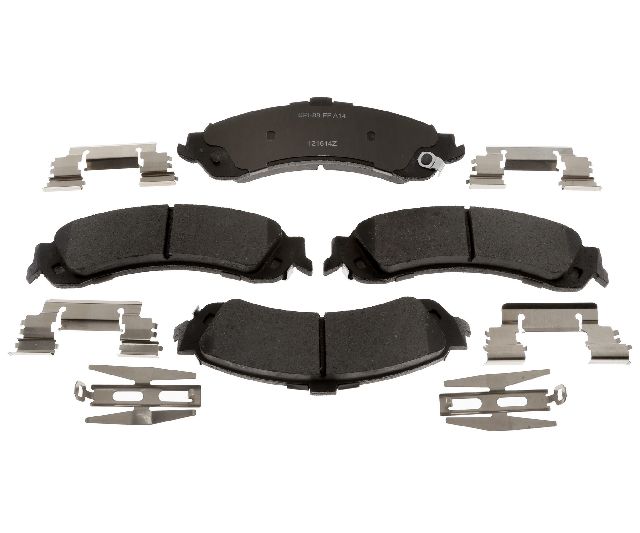 2002-2006 Chevrolet Avalanche 1500 Disc Brake Pad Set - Rear (Raybestos)