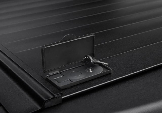 2014-2018 Chevrolet Silverado 1500 Tonneau Cover (Retrax)
