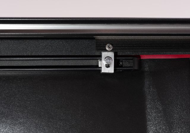 2024 Toyota Tacoma Tonneau Cover (Retrax)