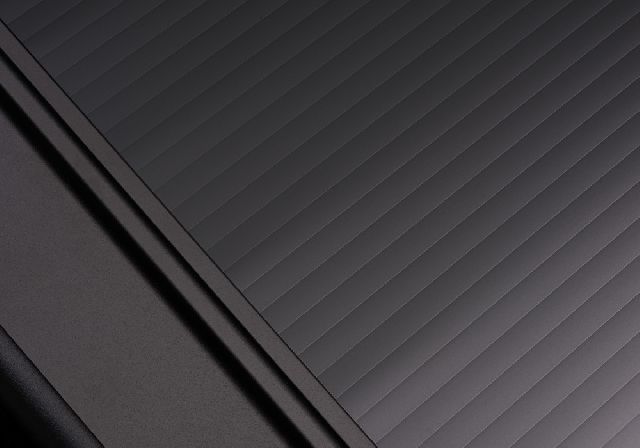 2005-2021 Nissan Frontier Tonneau Cover (Retrax)