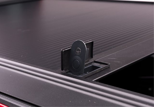 2016-2023 Toyota Tacoma Tonneau Cover (Retrax)