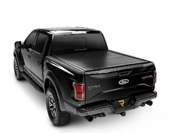 2022-2024 Nissan Frontier Tonneau Cover (Retrax)