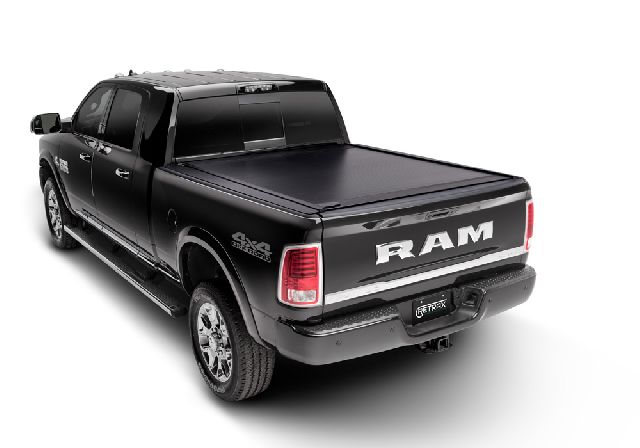 2019-2024 Ram 1500 Classic Tonneau Cover (Retrax)