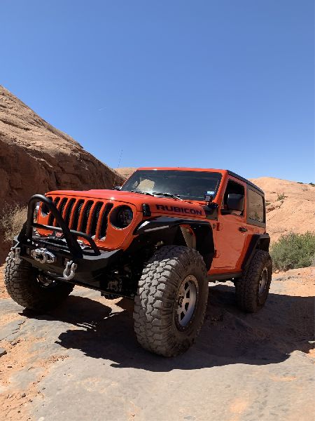 2018-2023 Jeep Wrangler Bumper - Front (Road Armor)