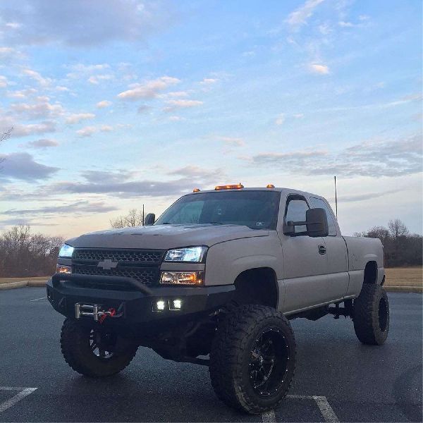 2003-2004 Chevrolet Silverado 2500 Bumper - Front (Road Armor)