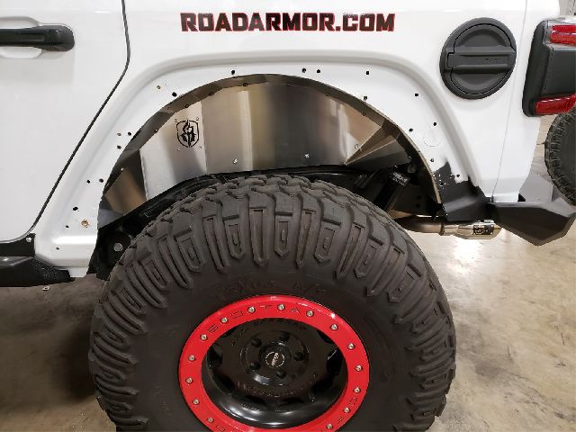 2018-2023 Jeep Wrangler Rocker Panel Guard (Road Armor)