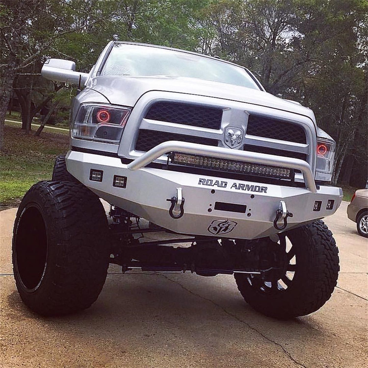 2018, 2017, 2016, 2015, 2014, 2013, 2012, 2011 Ram 4500 2500 Bumper