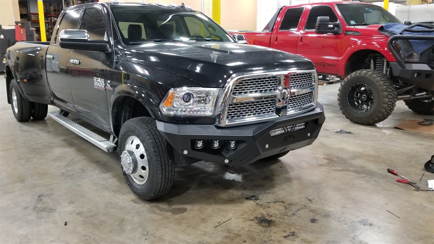 2018, 2017, 2016 Ram 2500 Bumper