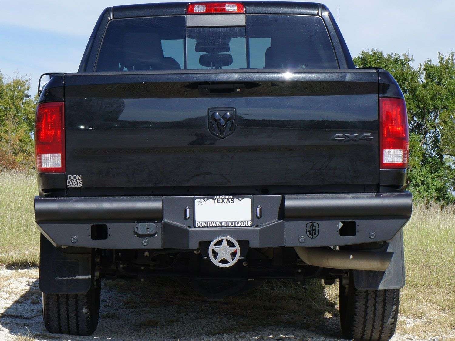 2018, 2017, 2016, 2015, 2014, 2013, 2012, 2011 Ram 2500 Bumper