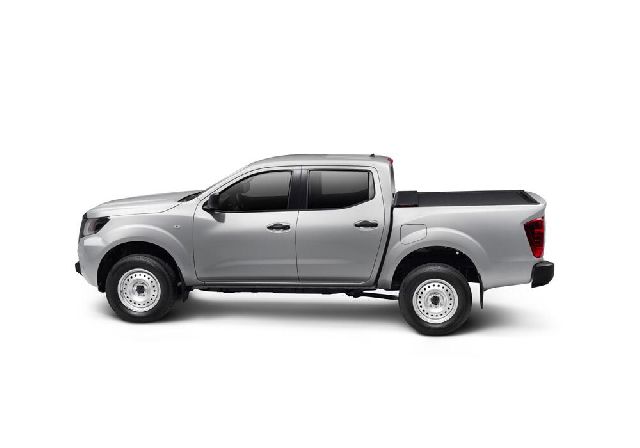 2022-2024 Nissan Frontier Tonneau Cover (Roll N Lock)