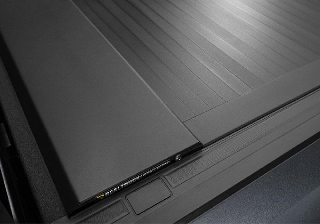 2019-2025 Chevrolet Silverado 1500 Tonneau Cover (Roll N Lock)