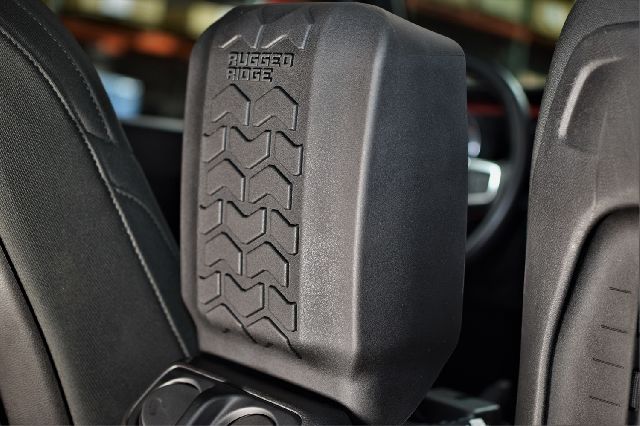 2018-2024 Jeep Wrangler Console Cover (Rugged Ridge)