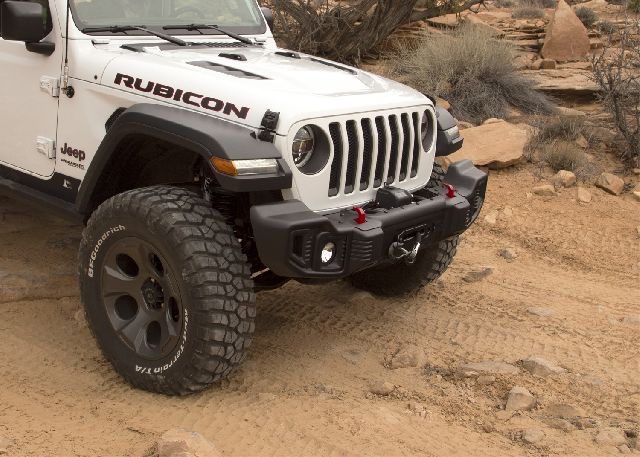 2018-2024 Jeep Wrangler Winch Mount Plate (Rugged Ridge)