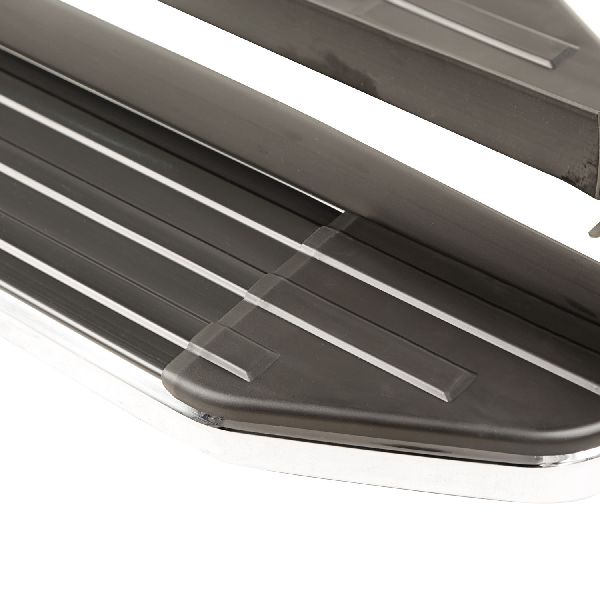 2011-2021 Jeep Grand Cherokee Running Board (Rugged Ridge)