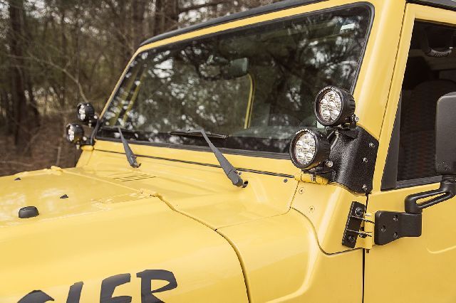 1997-2006 Jeep Wrangler Off-Road Light (Rugged Ridge)