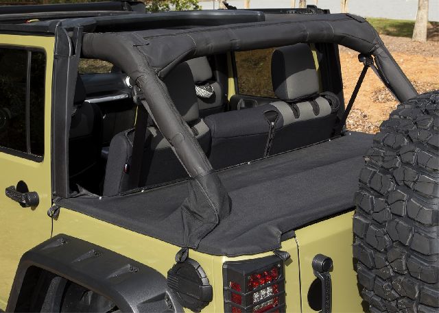 2007-2017 Jeep Wrangler Tonneau Cover (Rugged Ridge)