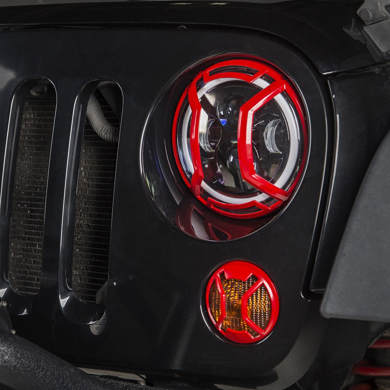 2017, 2016, 2015, 2014, 2013, 2012, 2011, 2010, 2009, 2008, 2007 Jeep Wrangler Headlight Guard