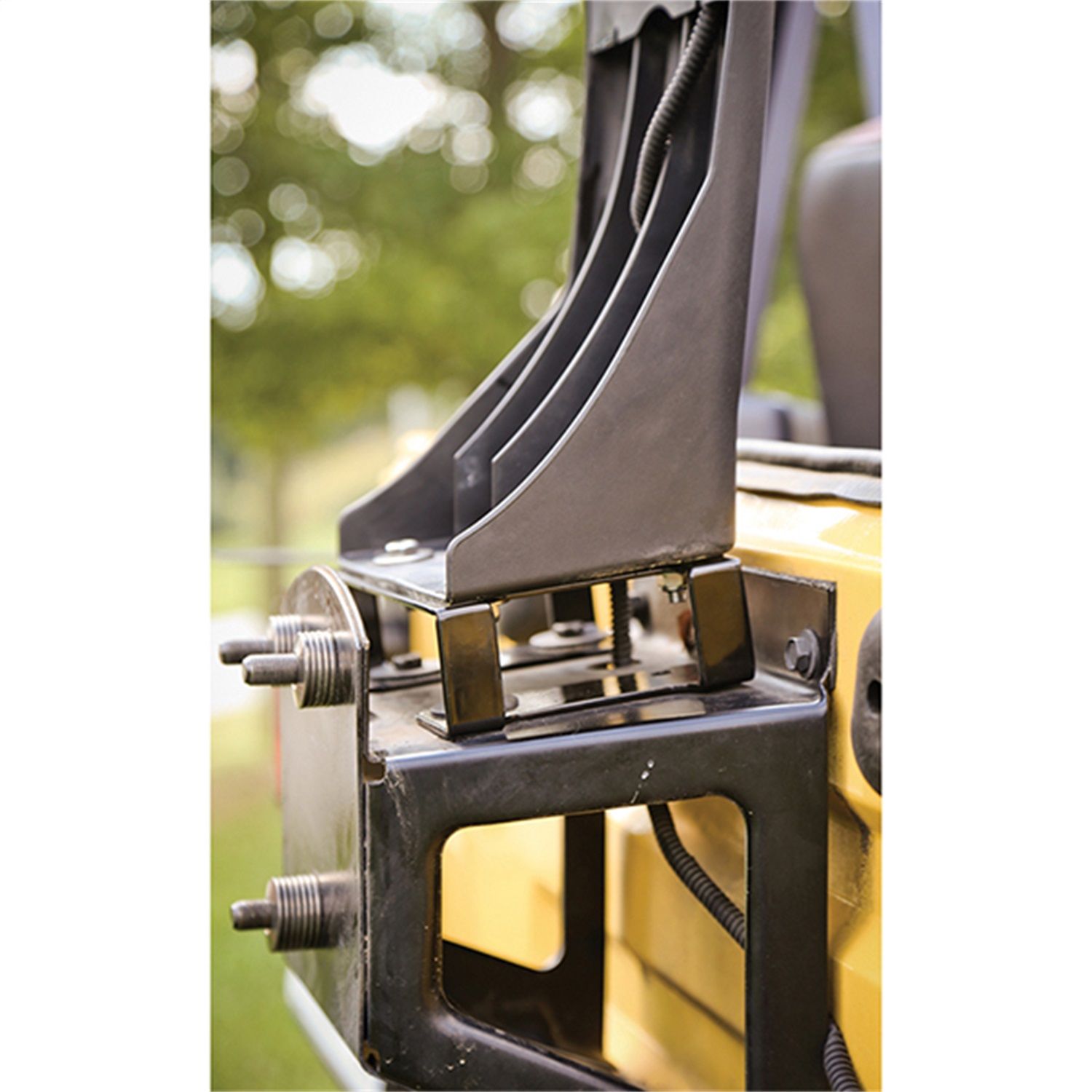 2006, 2005, 2004, 2003, 2002, 2001, 2000, 1999, 1998, 1997 Jeep Wrangler Center High Mount Stop Light Bracket