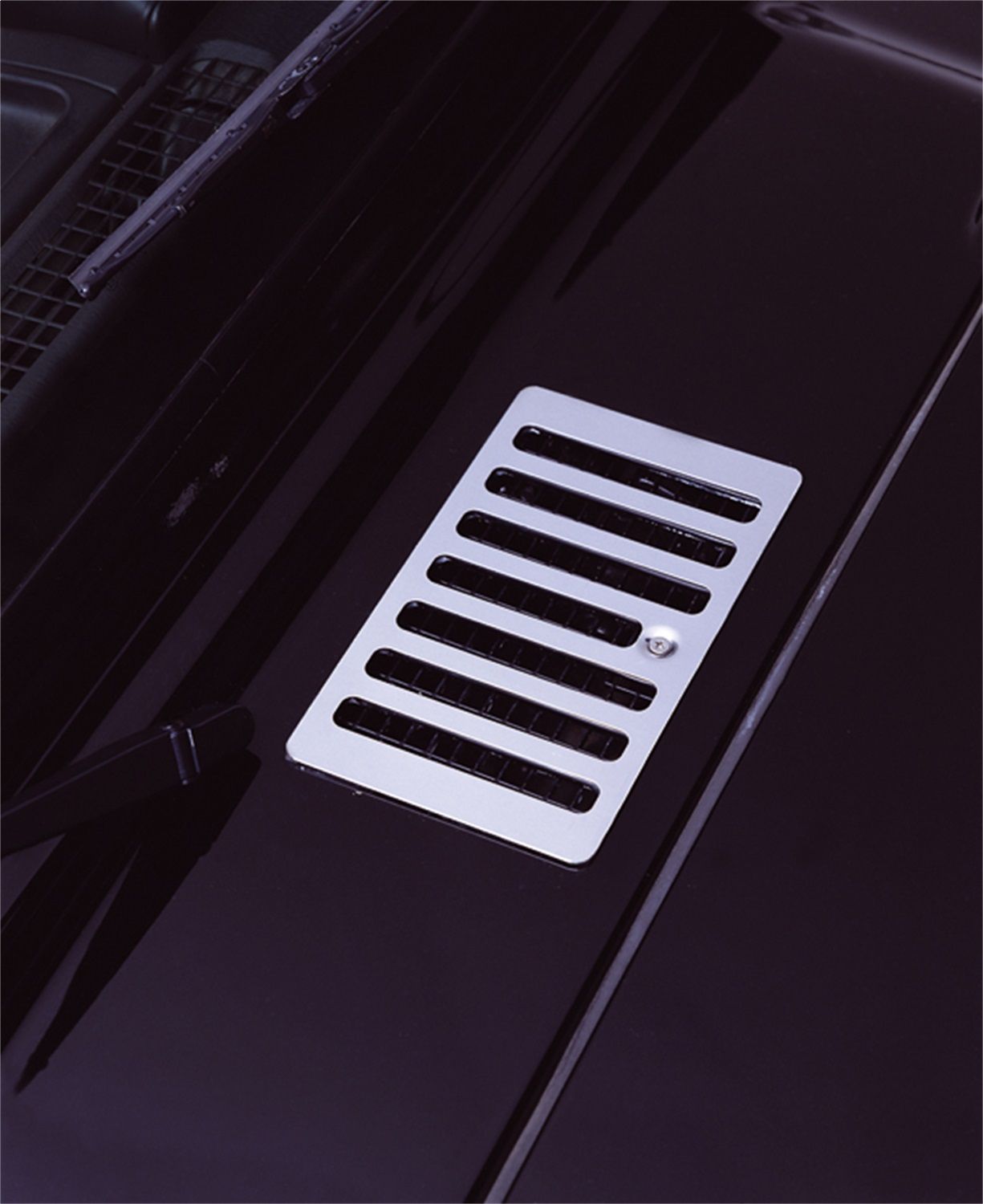 2006, 2005, 2004, 2003, 2002, 2001, 2000, 1999, 1998 Jeep Wrangler Hood Vent