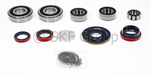 2004-2006 GMC Sierra 1500 Manual Transmission Bearing and Seal Overhaul Kit (SKF)